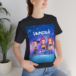 Huntrix Tee, K-Pop Demon Hunters Shirt, Unisex T-shirt, Short Sleeve Top, Music Fan Gift, Comic Con Merch
