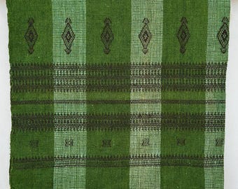 Cozy Wool Throw Blanket – Handcrafted Bed Throw, Vintage Bohemian Style Winter Blanket for Sofa or Bed, Rustic Warm Handmade Decor Gift