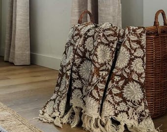 Bohemian Cotton Throw Handmade Blanket with Handblock Print, Boho Tassels & Vintage Design for Sofa, Couch Stylish Home Décor in Cozy