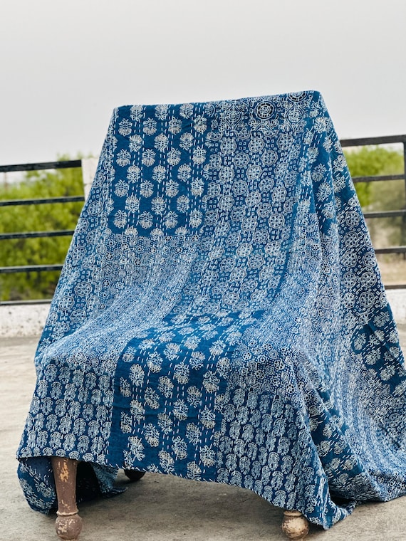 Floral Ajrakh Print Kantha Quilt Queen Size Handcrafted Cotton Throw for Cozy Bedspread with Vintage Charm - Perfect for Boho Bedroom Decor