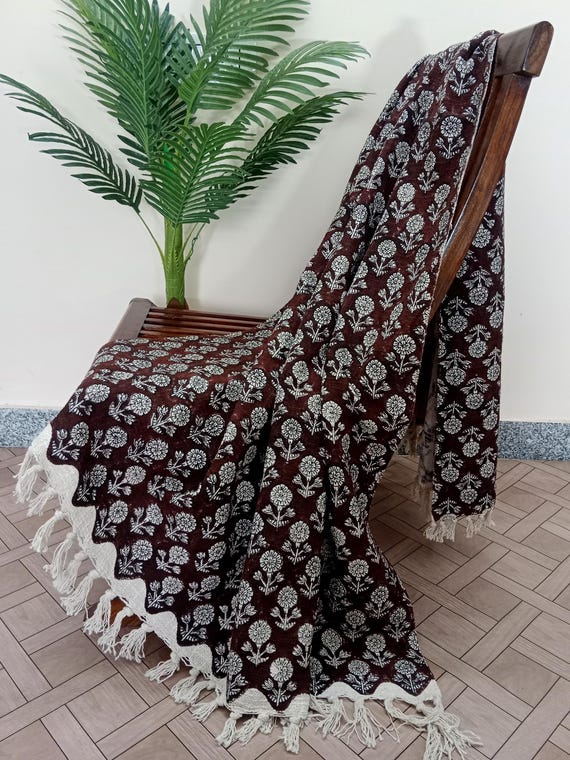 Premium Handmade Cotton Throw Blanket – Cozy Boho Blanket with Tassels & Beautiful Handblock Print for Living Room, Couch Bedroom Décor