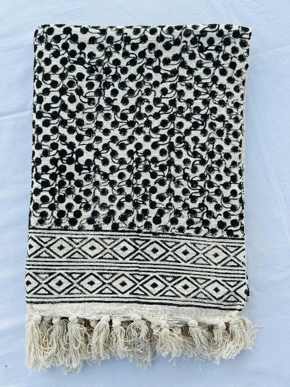 Hand Block Printed Cotton Throw Blanket – Black and White Sofa Throw with Tassels, Boho Farmhouse Bedspread, Indian Handmade Decor