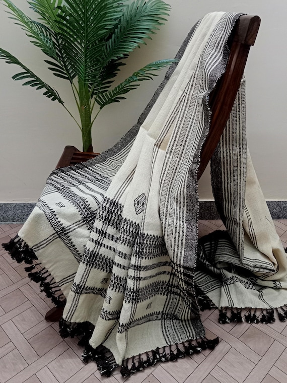 Artisan Handwoven Bhujodi Wool Throw Blanket | Indian Wool Bed Throw for Living Room or Bedroom | Cozy, Natural Home Decor Accent Piece