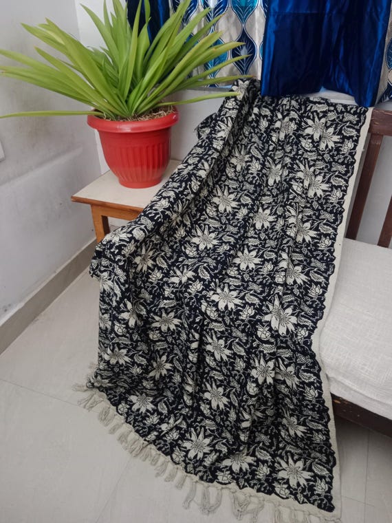 Handmade Cotton blanket and throws for bedroom, Hand block printed throw blanket, Floral throw blanket, Unique holiday gift for mom.