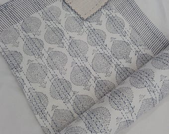 Handmade Kantha Quilt - Indian Block Print Bedding in King Size - Cozy Throw Blanket Ideal for Mother’s Day Gift or Bedroom Makeover