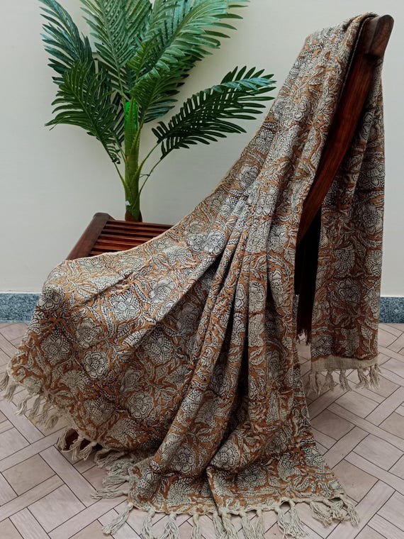 Boho Tassel Cotton Throw  Handmade Blanket with Intricate Handblock Print  Premium Indian Cotton for Sofa, Bedroom Décor, Cozy material