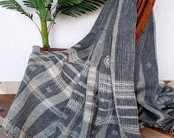 Handwoven Bhujodi Wool Throw Blanket: Indian Bed Cover