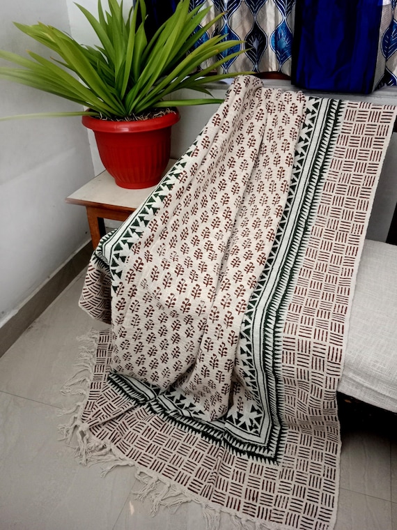 Boho Cotton Throw Blanket – Handwoven with Tassels, Intricate Handblock Print & Vibrant Bohemian Design for Cozy Living Room, Couch