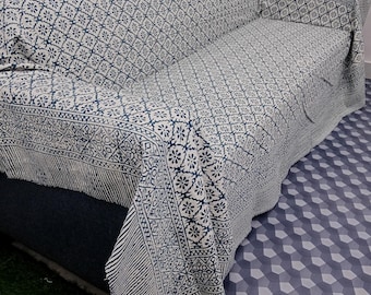 Handmade Kantha Quilt - Indian Block Print Bedding in King Size - Cozy Throw Blanket Ideal for Mother’s Day Gift or Bedroom Makeover