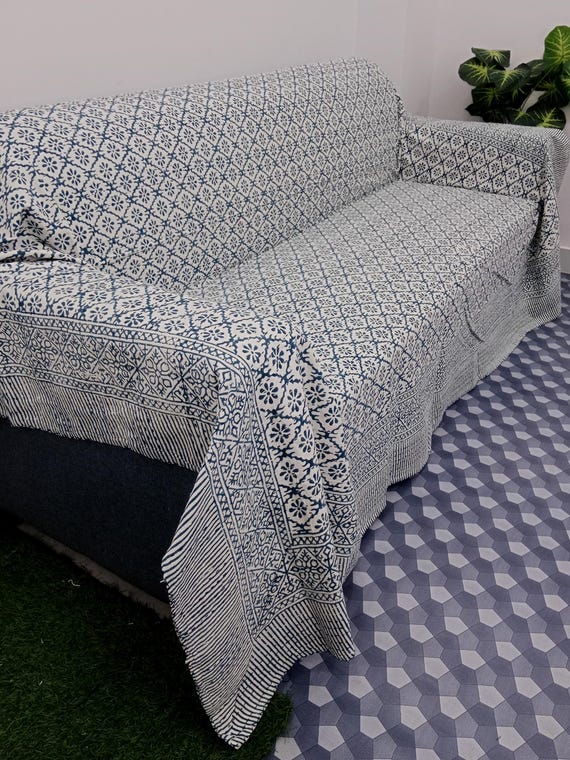 Handmade Kantha Quilt - Indian Block Print Bedding in King Size - Cozy Throw Blanket Ideal for Mother’s Day Gift or Bedroom Makeover