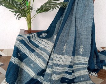 Cozy Wool Throw Blanket – Handcrafted Bed Throw, Vintage Bohemian Style Winter Blanket for Sofa or Bed, Rustic Warm Handmade Decor Gift