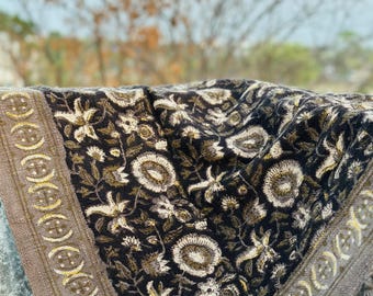 Premium vintage inspired throw Handmade Throw, Floral Print Cotton Blanket, Decorative Throw with Tassels, Hand Loomed Room Decor.