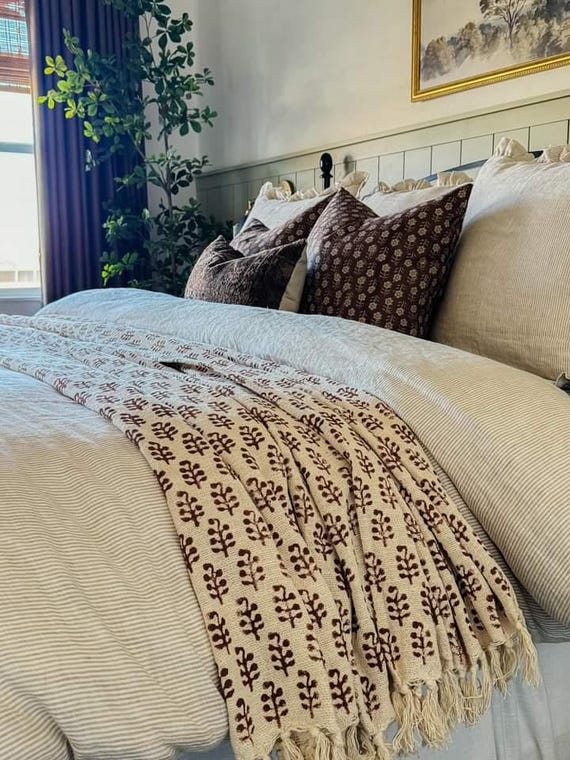 Premium Handmade Boho Bedding Throw Hand block Print Soft Cotton Throw Blanket Sofa Décor Tassels Hand Loomed Cotton Sofa Throw Home Decor