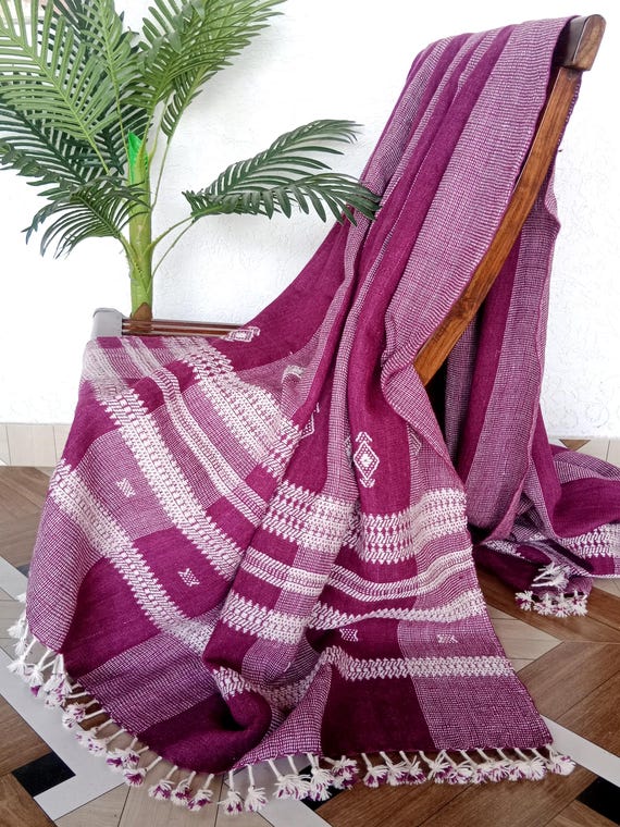 Cozy Wool Throw Blanket – Handcrafted Bed Throw, Vintage Bohemian Style Winter Blanket for Sofa or Bed, Rustic Warm Handmade Decor Gift