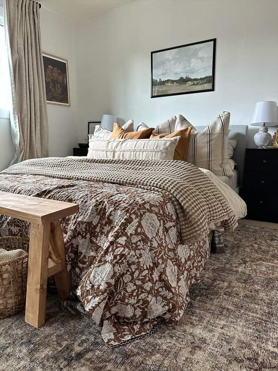 Premium Brown Kantha Throw Blanket, Handmade Floral Design Kantha Quilt, Moody King Size Quilted Bedspread Boho Brown Bedding for Home Decor
