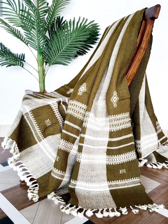Indian Handmade Wool Throw Blanket | Bhujodi Blanket | Wool Blanket in Handwoven Wool Throw Blanket Cottage Living Room Décor