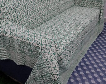 Handmade Kantha Quilt - Indian Block Print Bedding in King Size - Cozy Throw Blanket Ideal for Mother’s Day Gift or Bedroom Makeover