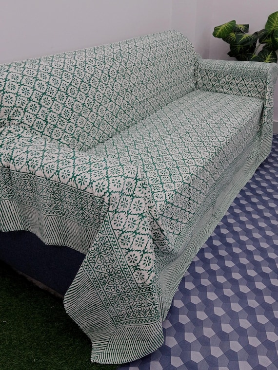 Handmade Kantha Quilt - Indian Block Print Bedding in King Size - Cozy Throw Blanket Ideal for Mother’s Day Gift or Bedroom Makeover