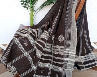 Handwoven Bhujodi Wool Throw Blanket | Indian Teal and White