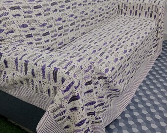 Handmade Kantha Quilt - Indian Block Print Bedding in King Size - Cozy Throw Blanket Ideal for Mother’s Day Gift or Bedroom Makeover