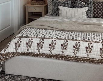 Jaipuri Block Print Cotton Kantha Quilt – Reversible Boho Bedspread Blanket