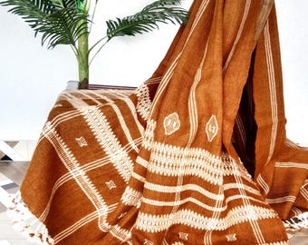 Cozy Wool Throw Blanket – Handcrafted Bed Throw, Vintage Bohemian Style Winter Blanket for Sofa or Bed, Rustic Warm Handmade Decor Gift