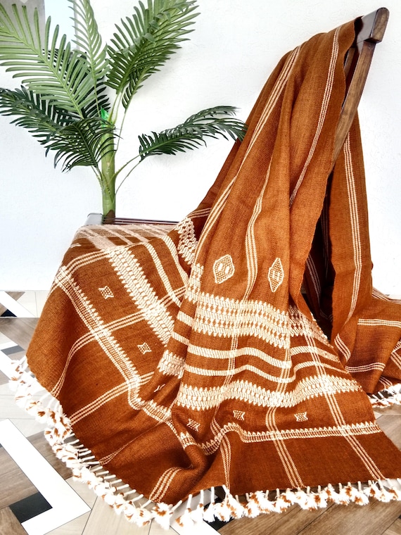 Cozy Wool Throw Blanket – Handcrafted Bed Throw, Vintage Bohemian Style Winter Blanket for Sofa or Bed, Rustic Warm Handmade Decor Gift