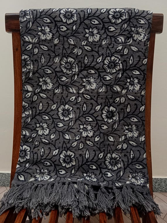 Indian Handmade Soft Cotton Throws Blankets, Hand Loom Hand Block Printed Bed Runner Boho Cotton Fringed Blanket Beach Throw.