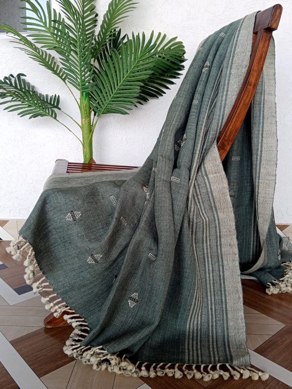 Indian Handmade Wool Throw Blanket | Bhujodi Blanket | Wool Blanket in Handwoven Wool Throw Blanket Cottage Living Room Décor