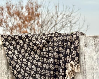 Kelly Flora Black Throw Handmade Cotton Throw Blanket - Cozy Boho Blanket with Tassels & Beautiful Handblock Print for Living Room, Couch