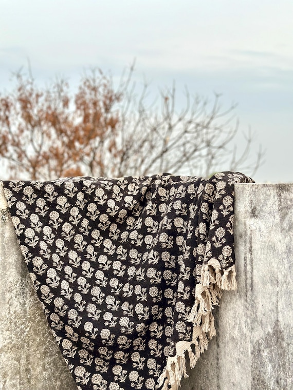 Kelly Flora Black Throw Handmade Cotton Throw Blanket - Cozy Boho Blanket with Tassels & Beautiful Handblock Print for Living Room, Couch