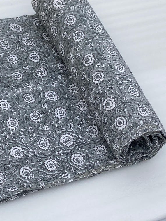 Handmade Kantha Quilt, Grey Quilt with White Floral Print, Cotton Bedspread, Lightweight Blanket, Boho Bedding, Queen Size Coverlet