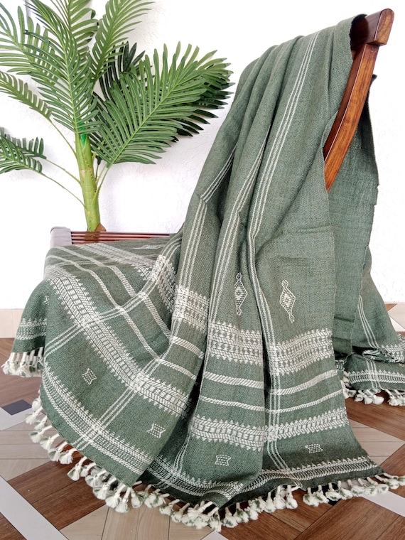 Indian Wool Bed Cover | Bhujodi Blanket | Handwoven Wool Throw Blanket | Traditional Kutch Wool for Bed or Sofa