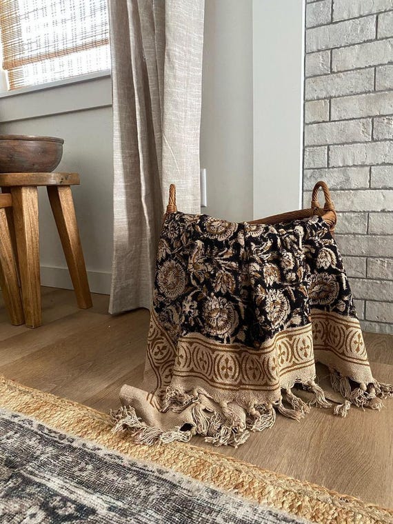 Premium vintage inspired throw Handmade Throw, Floral Print Cotton Blanket, Decorative Throw with Tassels, Hand Loomed Room Decor.
