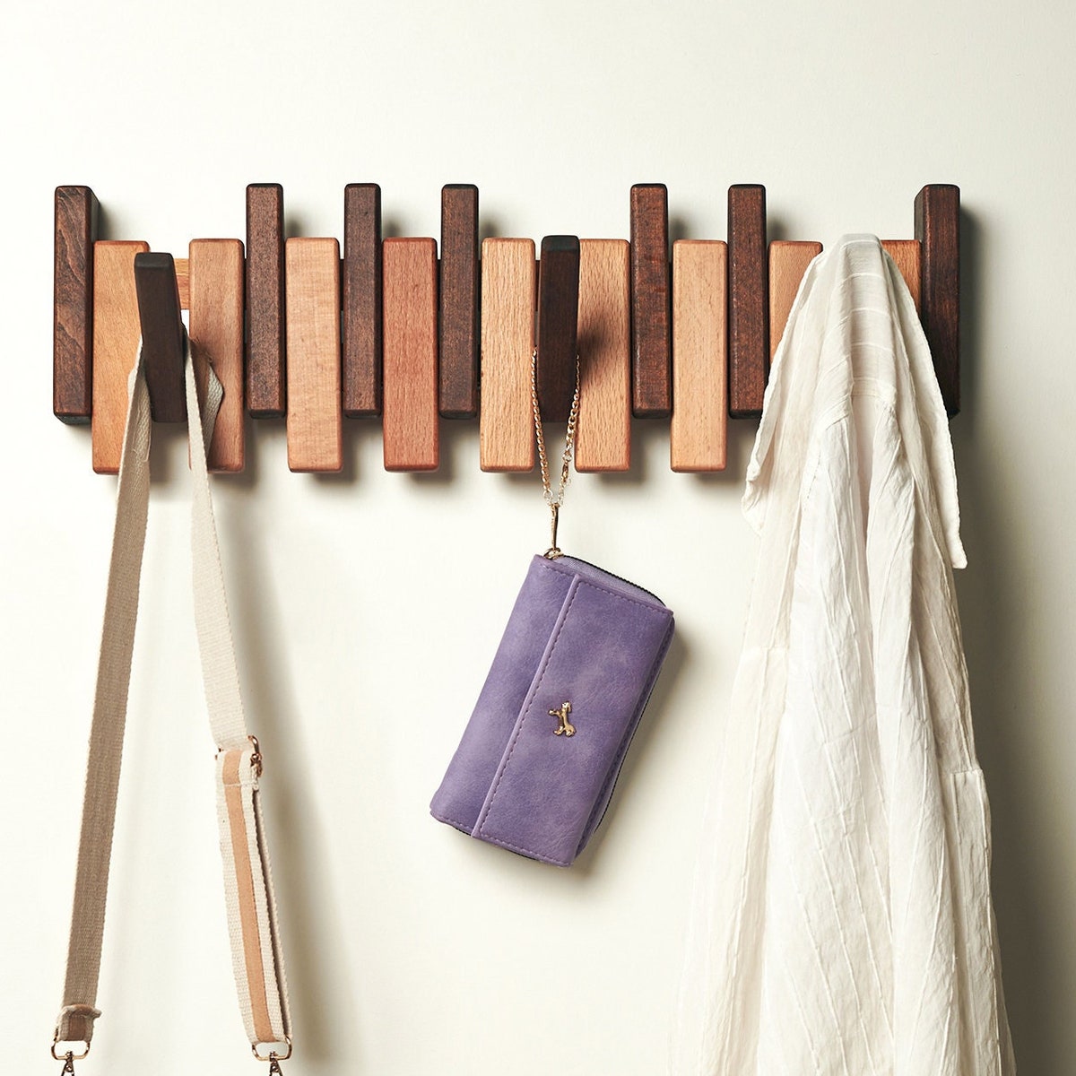 10-Rung Beech Wood Piano Coat Rack