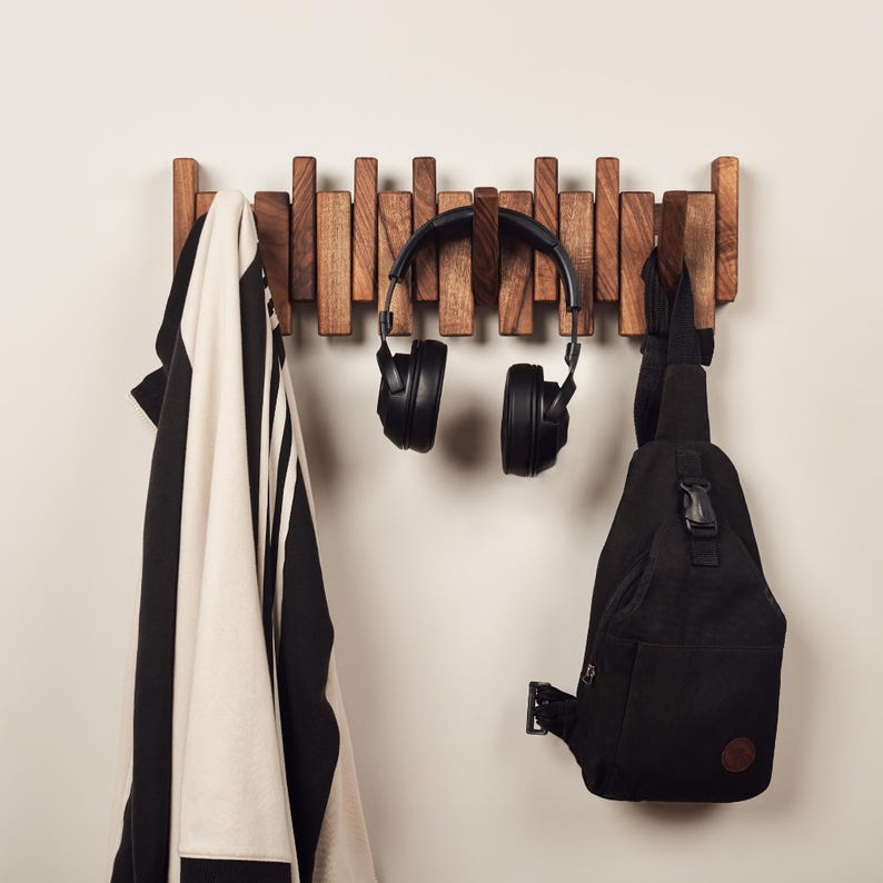 Solid Wood Piano Coat Rack, Wall Mounted Handmade Coat Hat Hanger Backpack Holder, Flip Down Piano Keys Shaped Hook Rack, Housewarming Gift Walnut Wood - Nat.