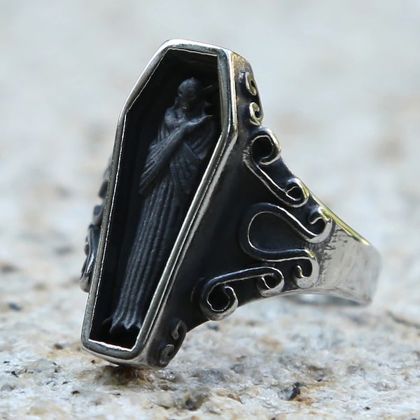 Vampire coffin. Gothic Ring, custom made. Gothic jewellery.