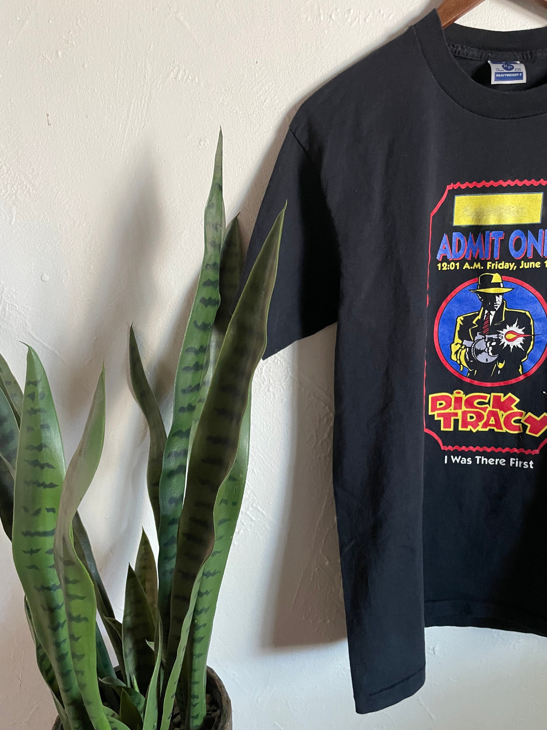 Vintage Dick Tracy T-shirt - Etsy Canada