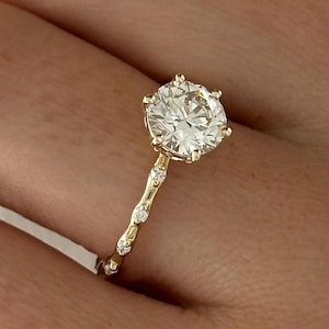 1.5 Carat E VVS2 Round Lab Grown Diamond Engagement Ring / Nature Inspired Dainty Engagement Ring / 14k Yellow Gold Organic Diamond Ring