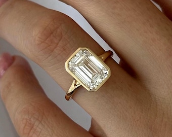 4 Carat Emerald Cut E VVS2 Lab Grown Diamond Bezel Set Solitaire Ring / Art Deco Bezel Set Engagement Ring / 14k Yellow Gold Cathedral Ring