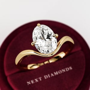 2 Carat Oval Lab Grown Diamond Curved Solitaire Ring / 2ct Oval Diamond Engagement Ring / Elongated Oval IGI Certified VS1 F Yellow Gold