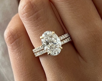 3 Carat Oval E VVS2 Diamond French Pave Engagement Ring Set / 3ct Oval Lab Diamond Bridal Set / Hidden Halo Ring in 14k Yellow Gold / V Pave