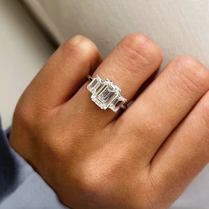 4 Carat Emerald Cut Three Stone Diamond Ring / 3CT Emerald VVS2 F IGI Certified / 1 CT Side Diamonds / Triad Emerald Cut Engagement Ring