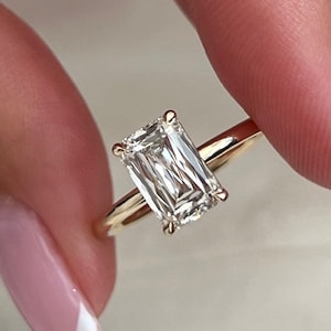 2 Carat Antique Cut Cushion Lab Grown Diamond Solitaire Ring / VS1/F CVD Diamond Old Cut Elongated Diamond / Dainty 14k Gold Engagement Ring
