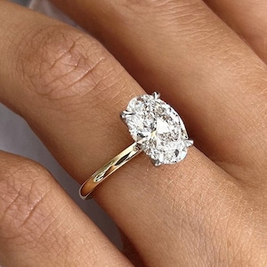 2.5 Carat Oval Lab Grown Diamond Ring / 2.5CT E VVS2 IGI Cert / Oval Shape Solitaire Ring / Two Tone Setting / 14k Gold Thin Engagement Ring