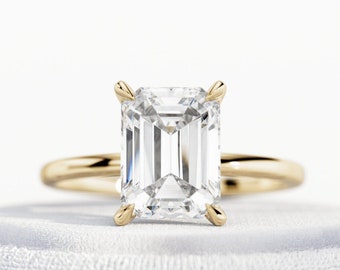 2.5 Carat Emerald Cut Lab Grown Diamond Engagement Ring / VVS2-F IGI Certified / Solitaire Ring / Wedding Ring / Yellow Ring / Thin Band