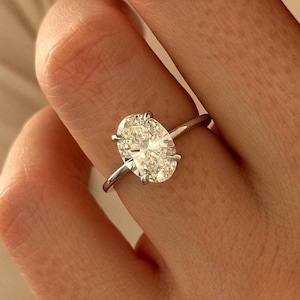 2 Carat Oval Lab Grown Diamond Thin Minimal Engagement Ring / 1.3MM Minimalist Proposal Ring in 14K White Gold / 2ct Oval E VVS2 Diamond