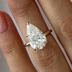 5 Carat Pear Cut E VS1 Lab Grown Diamond Solitaire Ring / 14k Gold HUGE 5CT Super Elongated Pear Diamond Engagement Ring / Ratio 1.7 /