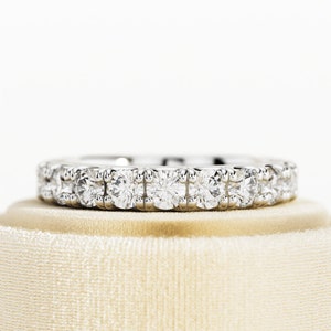2 Carat Lab Diamond Eternity Band / Stackable Eternity Ring / 14k or 18K White Gold / CVD Diamond / Split Prongs Set / Unique Wedding Band
