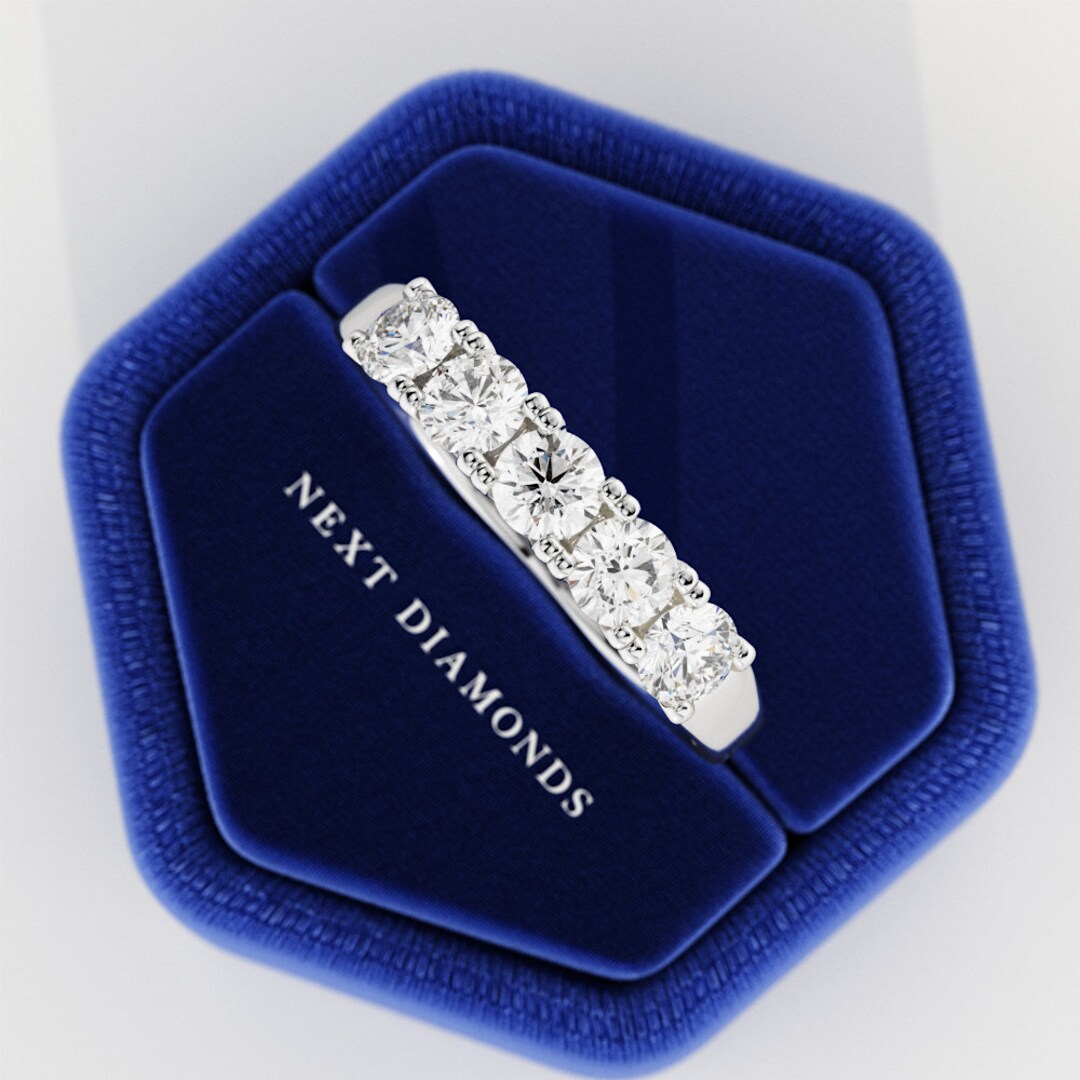 Lab Grown Diamond Wedding Band / 0.8 Carat Lab Created Diamond Ring / 5 Stone Diamond Ring